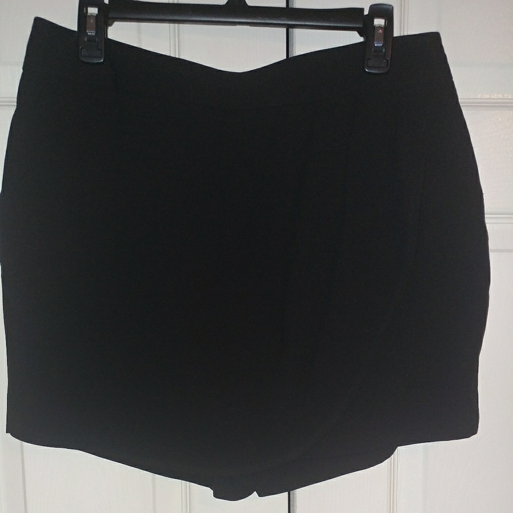 Short/skort
